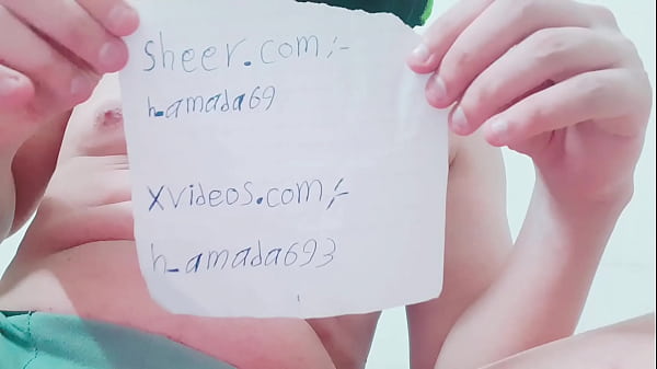 Bottom boy horny in need of a blowjob and shows off his big white ass سالب عربي عراقي طيز ه كبير يحتاج يمص زب