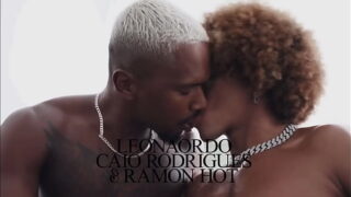 DOIS PRETOS DOTADOS METENDO GOSTOSO – RAMON HOT & CAIO RODRIGUES