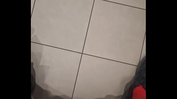 3-In-1 Men’s Restroom Scenes Without Getting Caught By Security Guards, Though I Wish He Was Gay If Getting Caught