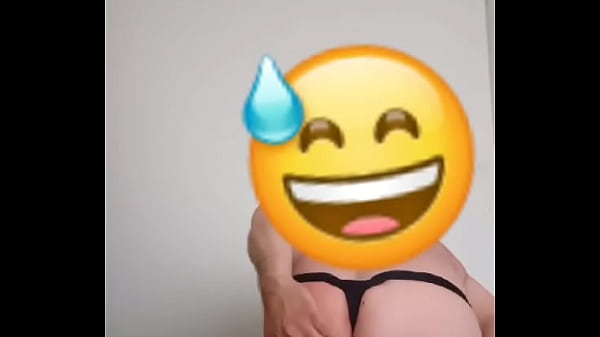 Apanhando na bunda