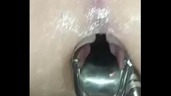 Me orinan mi hoyito abierto
