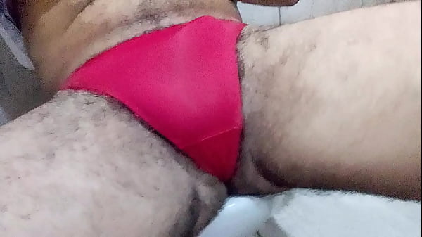 Tanga Roja de microfibra riquísima