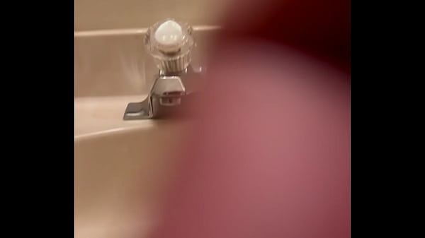 Bathroom dancing for funsies