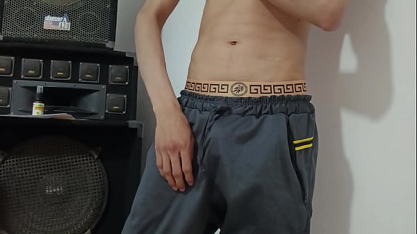 I get horny and masturbate my cock in the auditory