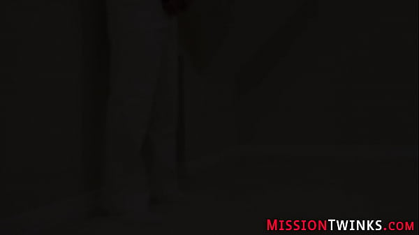 Mormon teen gets cum after bareback