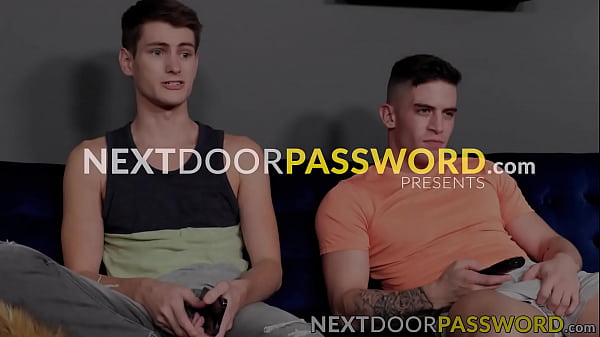 Muscle jock Trevor Brooks rides twink stepbro Trevor Harris cock
