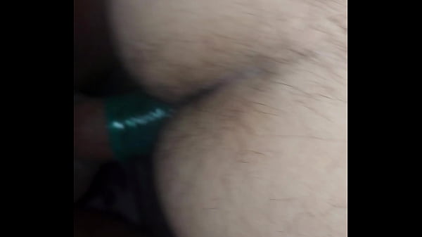 Preto comendo Tuga