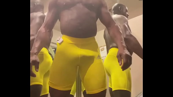 Preview: Fitting Room Lycra Shorts Muscle Butt & Cock