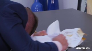 FIRST FUCK ON DUTY. JJ KNIGHT FUCKS DIEGO REYES