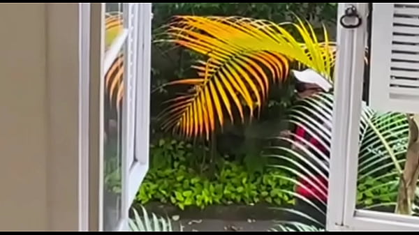 No esperaba que su polla fuera tan grande.