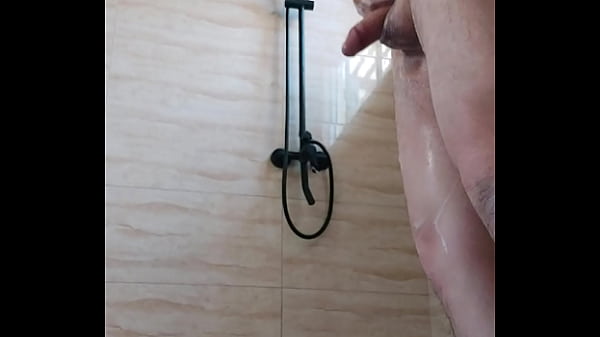 Paja en la ducha