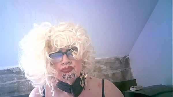 Disgusting old bimbo fag whore Sarah fucks her cunt arsehole with cig holder, before putting in her mouth and smoking