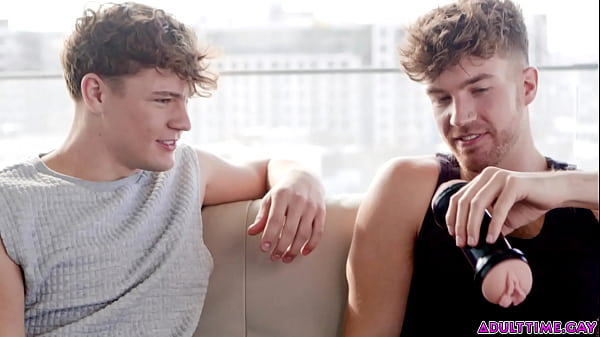 OMG! Two guys Oliver Marks, and Carter Collins share the same fleshlight! One fucks the ass, the other the pussy!