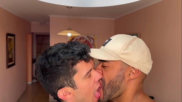 TROCA TROCA COM O MAGRELO PAUZUDO.