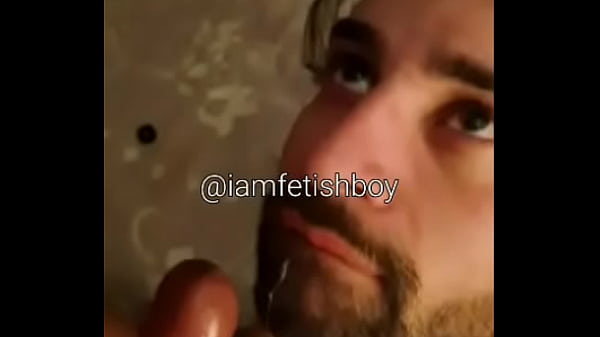 Mamando um Macho