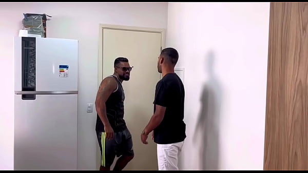 O MELHOR AMIGO DO MEU IRMÃO FUDEU GOSTOSO MEU CUZINHO