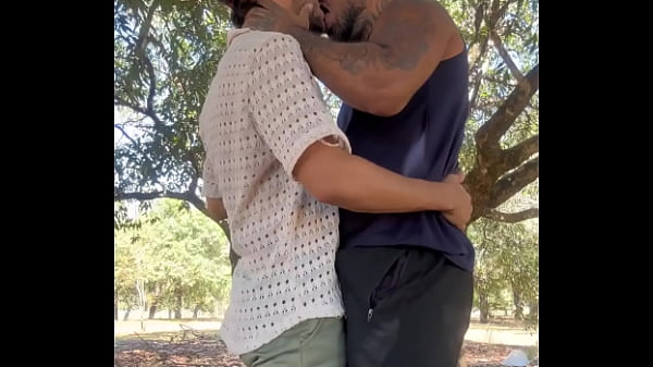 Tava correndo e chamei pra foder no parque da cidade