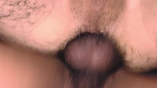 POV: Flaco le llena el culo de leche y lo deja preñado escurriendo semen del ano