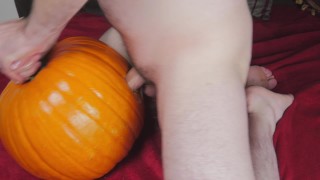 A Halloween to Remember – Fucking the Pumpkin
