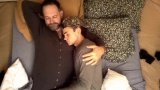 Bonding in the Tent – Verbal Camping