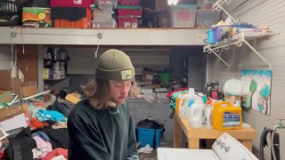 I need to distract myself from all this fucking laundry