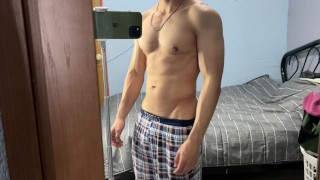 Showing off the results of a GOOD WORKOUT